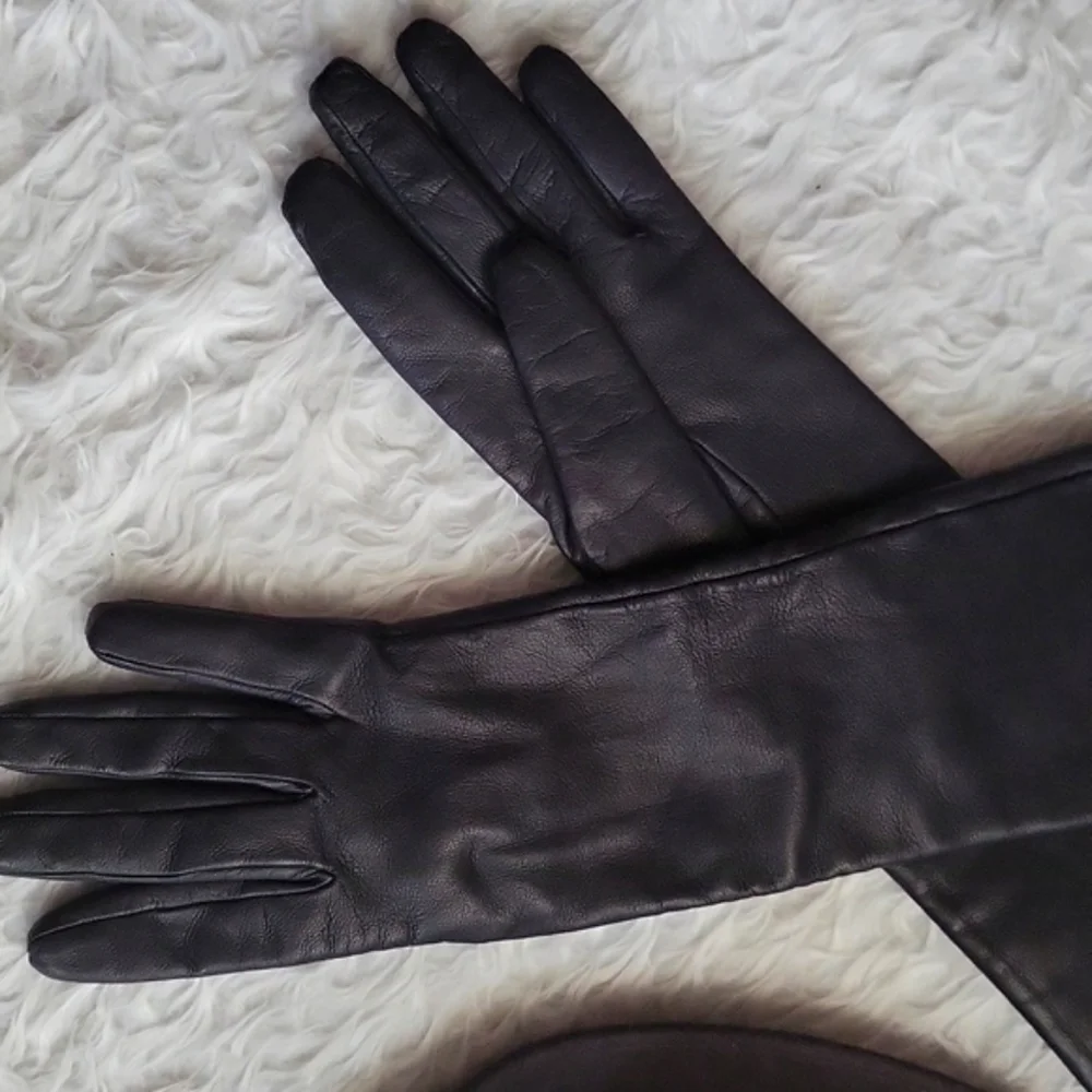 Neiman Marcus leather vintage  gloves